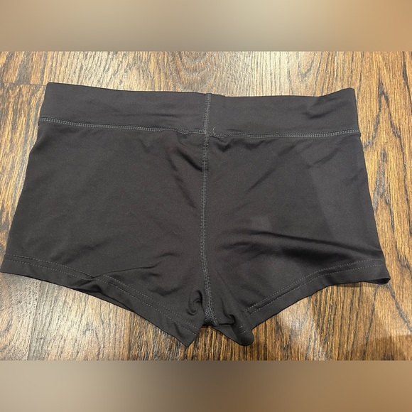 3 pairs of Nike women’s Dri-Fit Volleyball Shorts - Picture 2 of 7